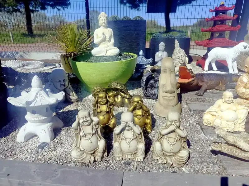 Pot en béton couleur noir